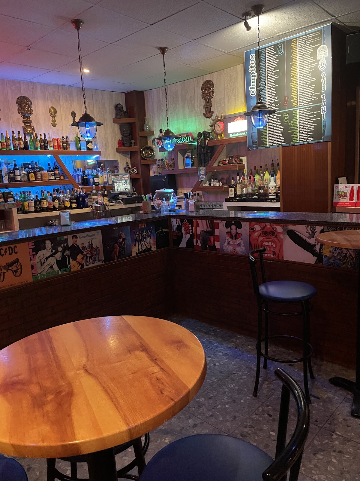 PUB TUMI