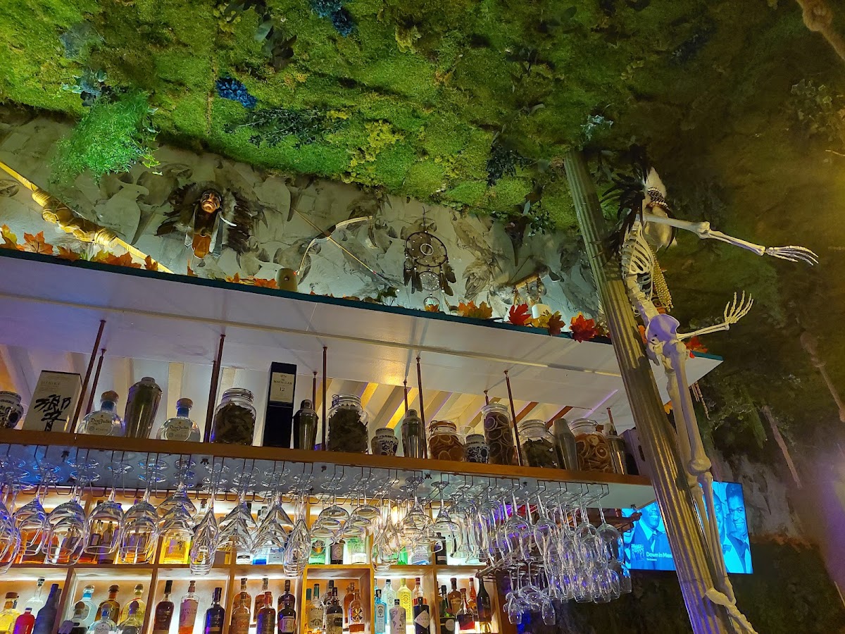 Chaman Cocktail Bar - Foto 5