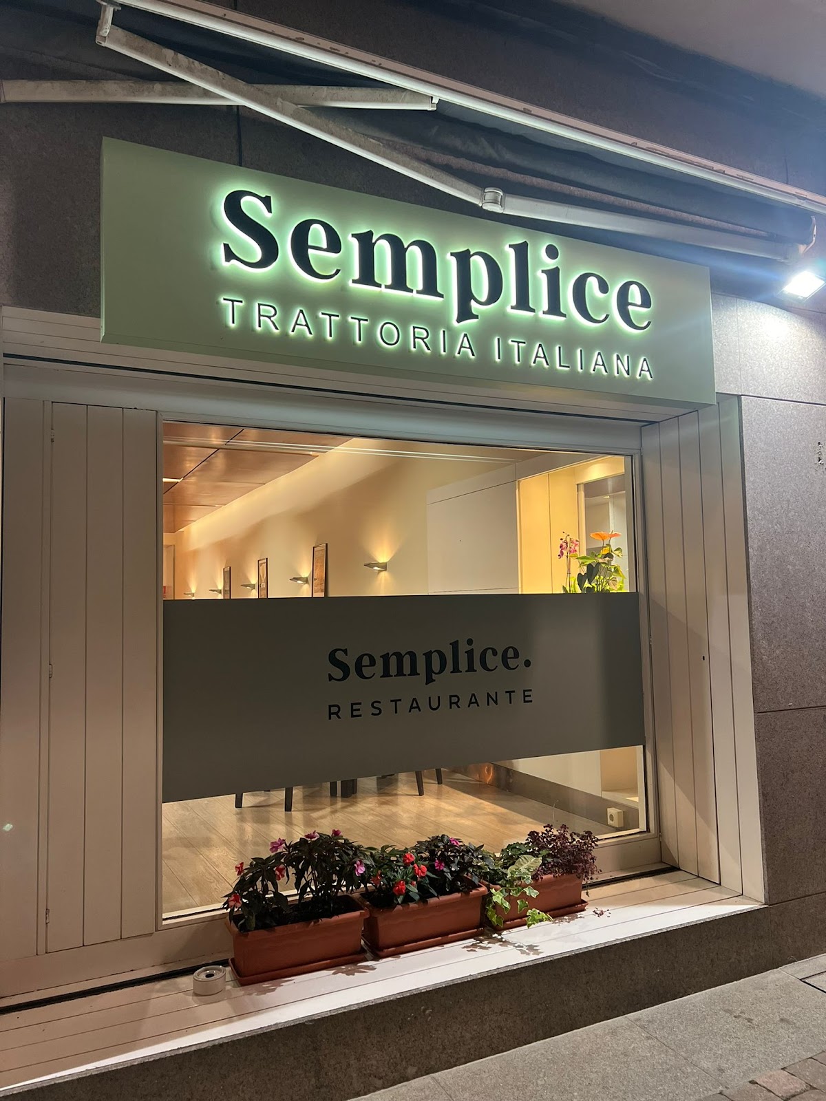 Semplice. Trattoria Italiana