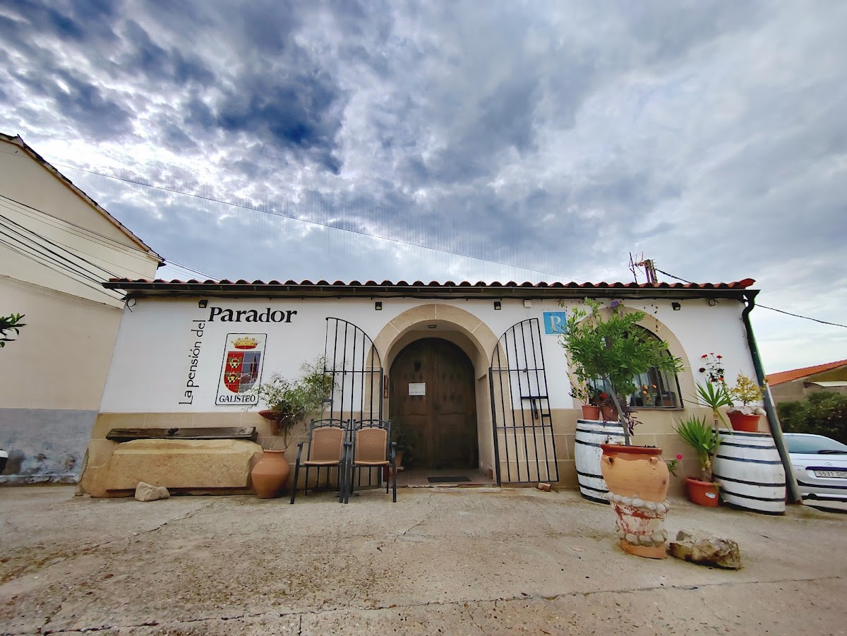 La pensión del Parador - Foto 1