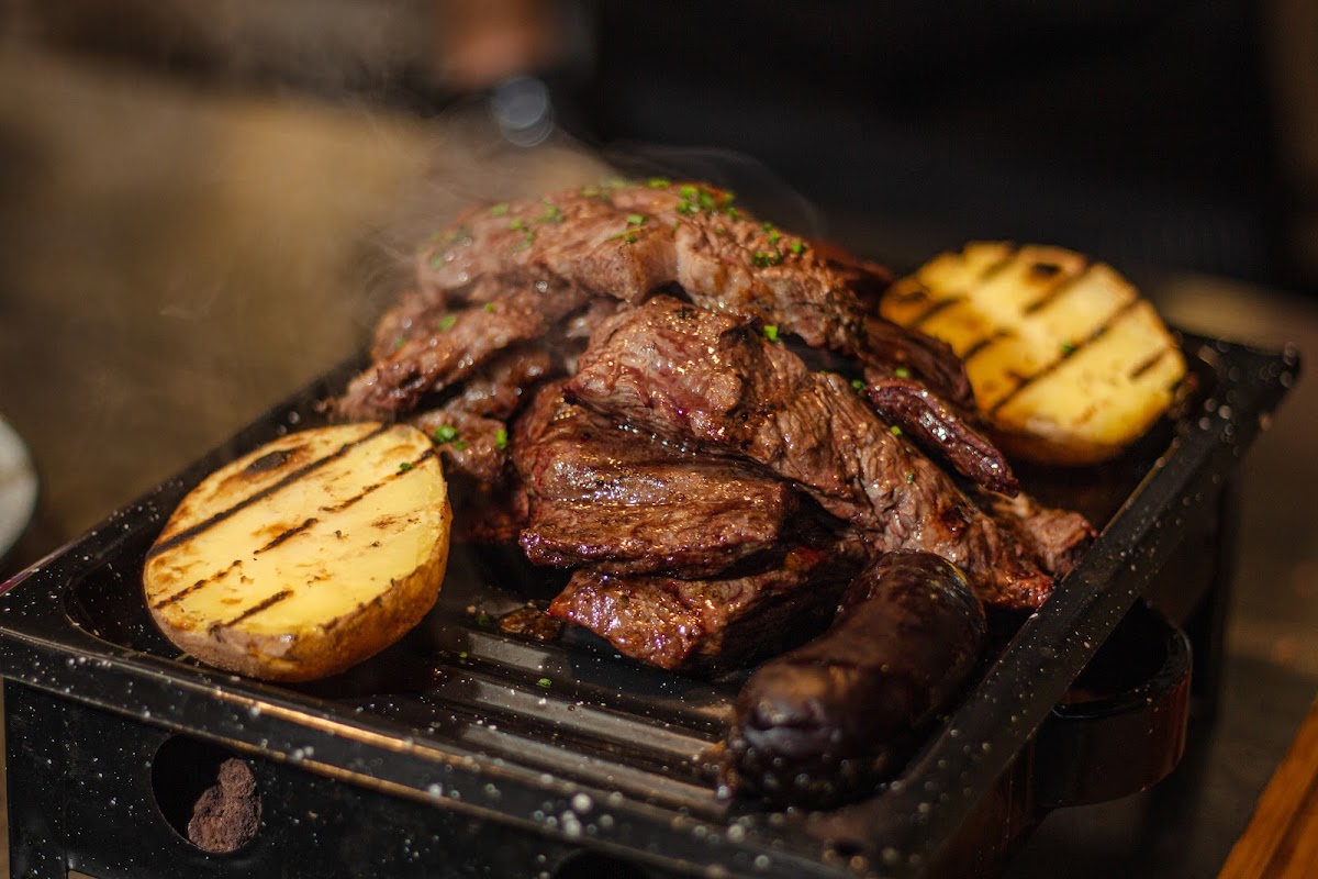 La Parrillada Grill Steak House - Foto 2