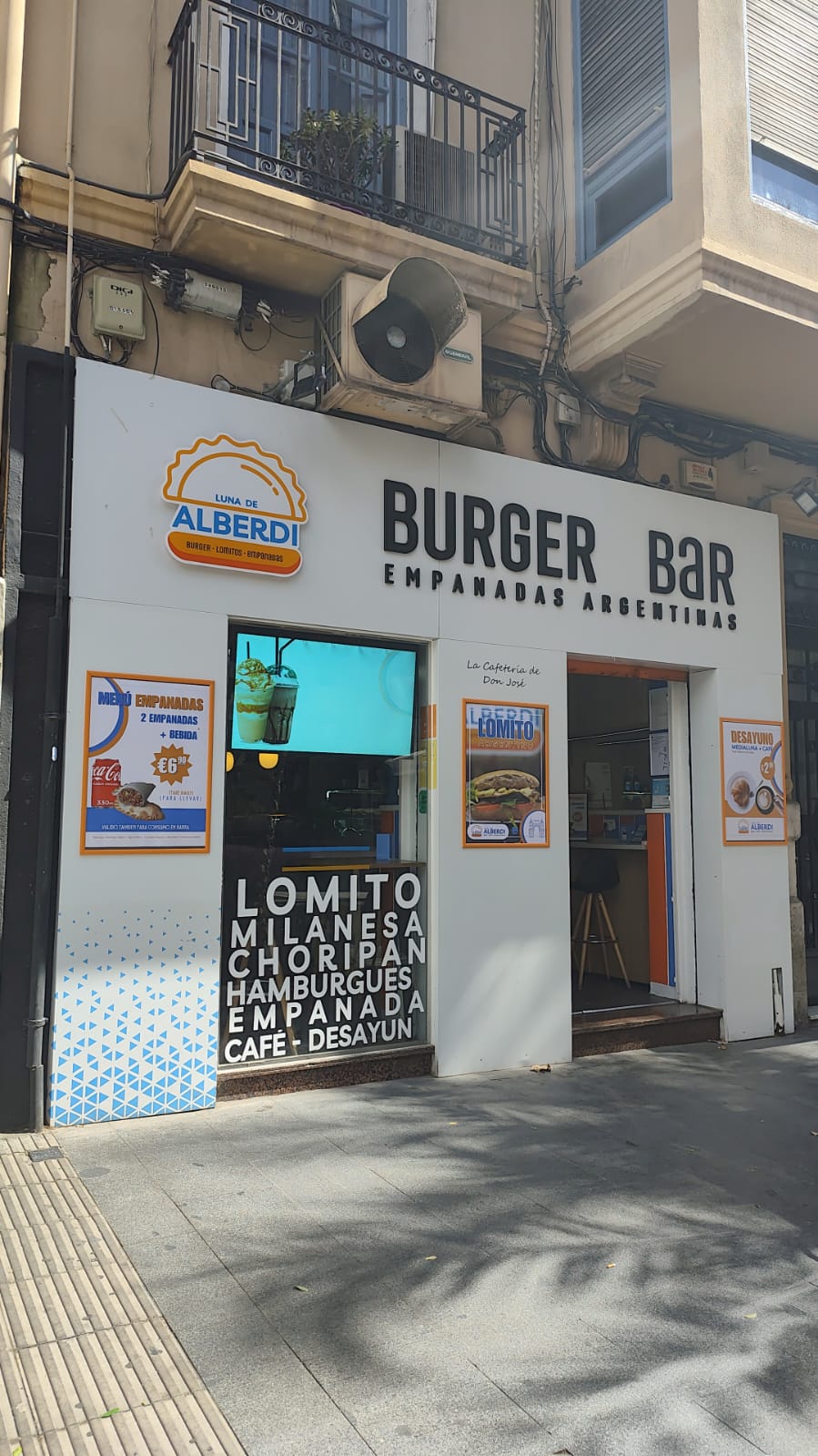 Luna De Alberdi - Foto 1