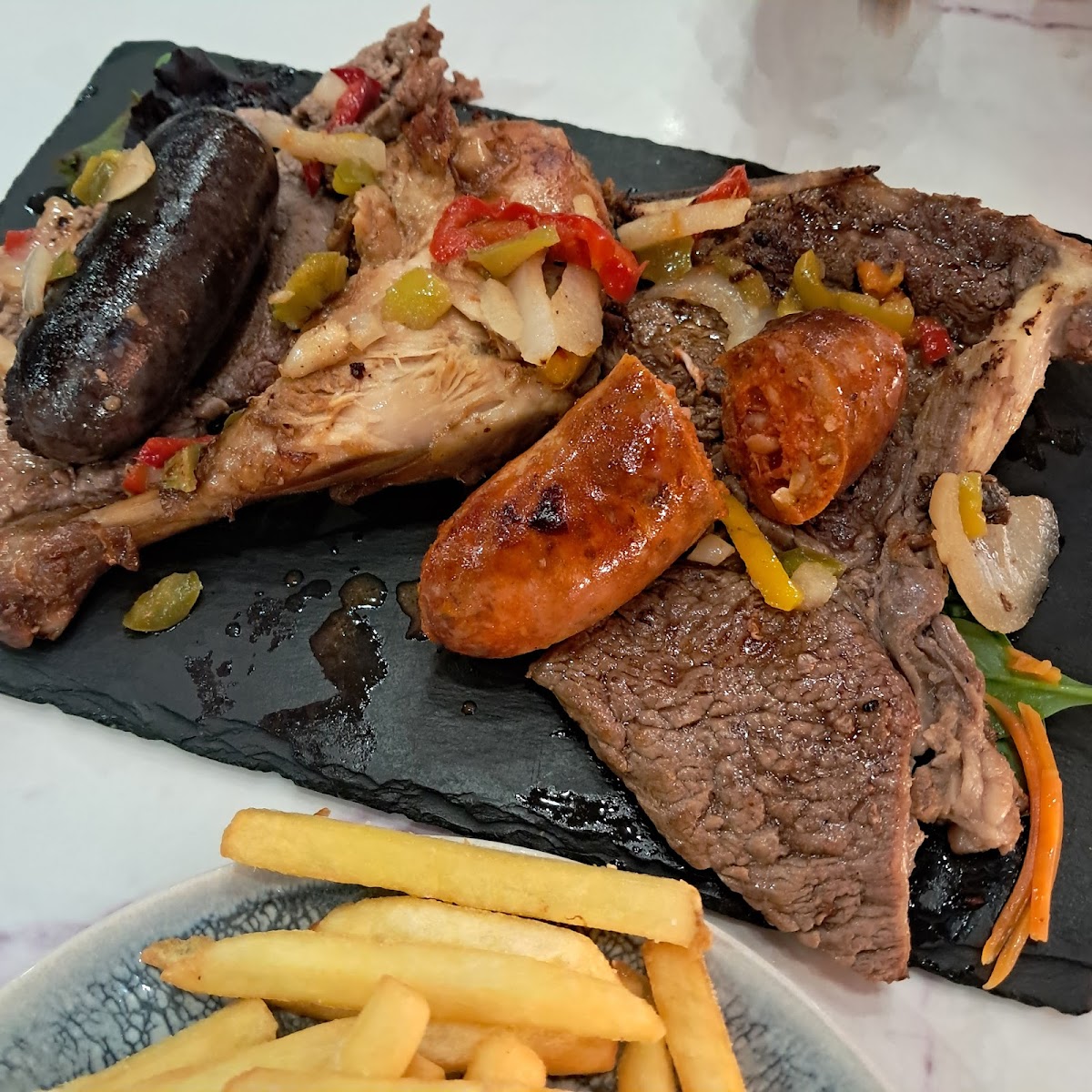 Restaurante Latino - Son's Cubanos - Foto 4