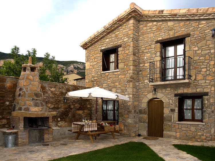 Casa Basilisa