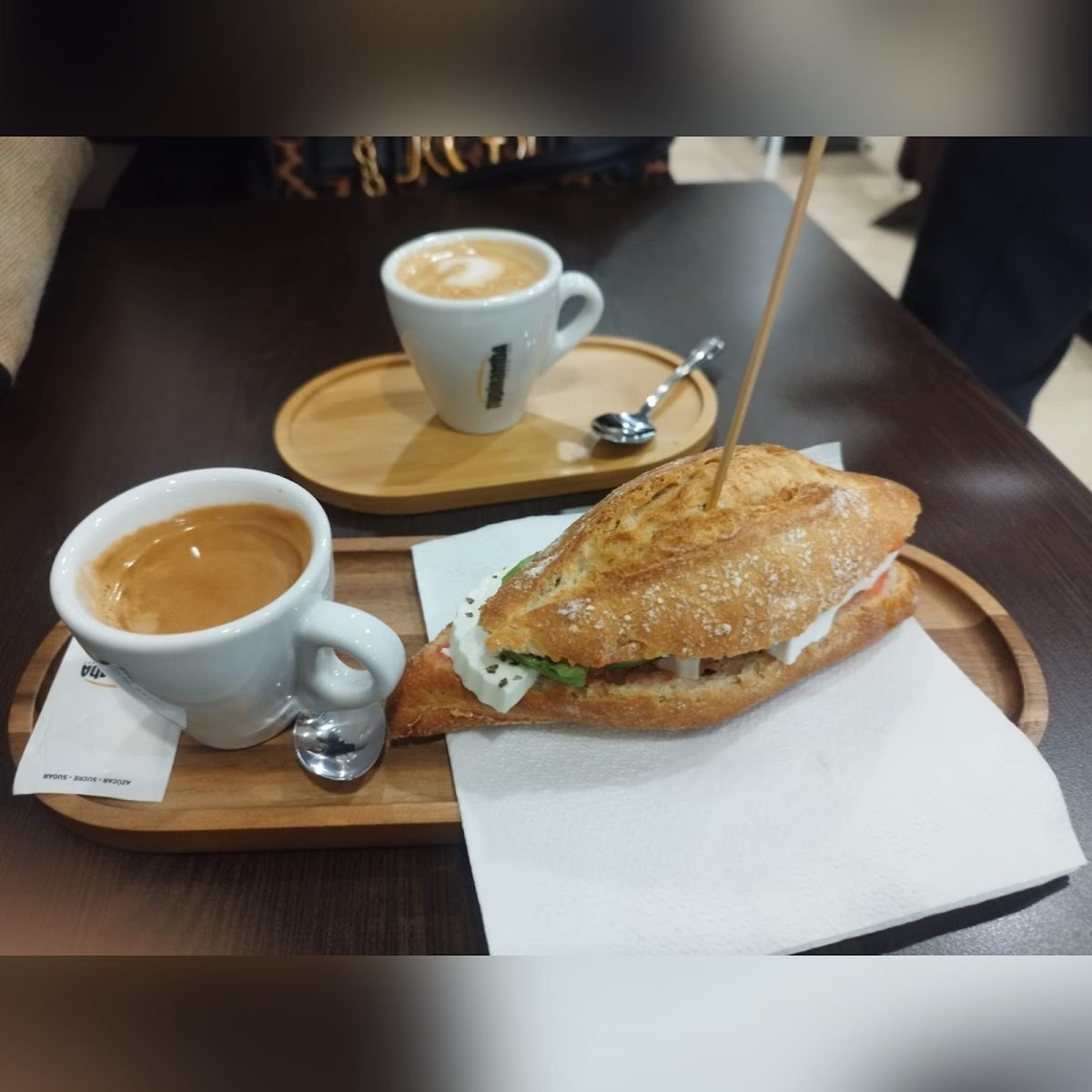 Cafe&entrepans d'or - Foto 3