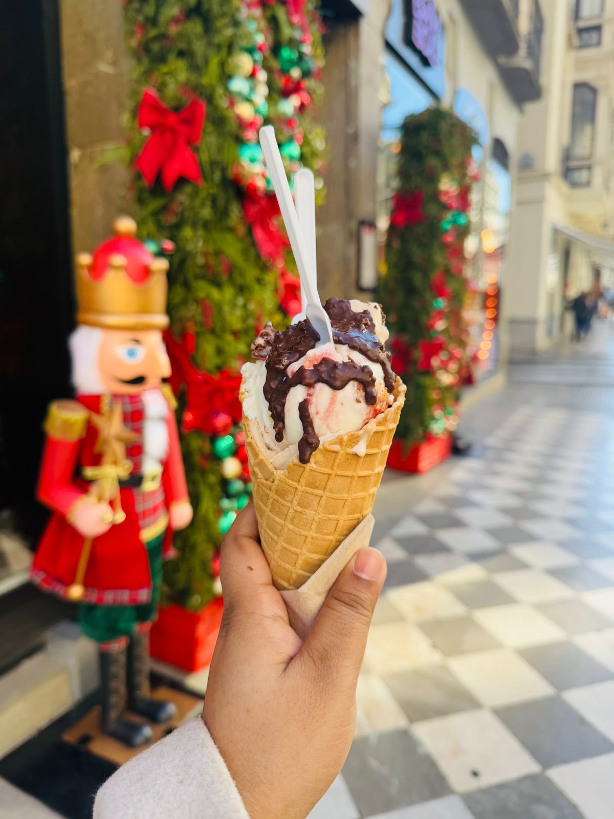 LA BELLA MERI, Heladería y cafetería - Foto 4