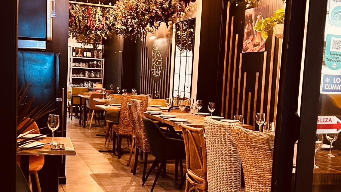 Restaurante de Carne - Cabaña Bar - Foto 1