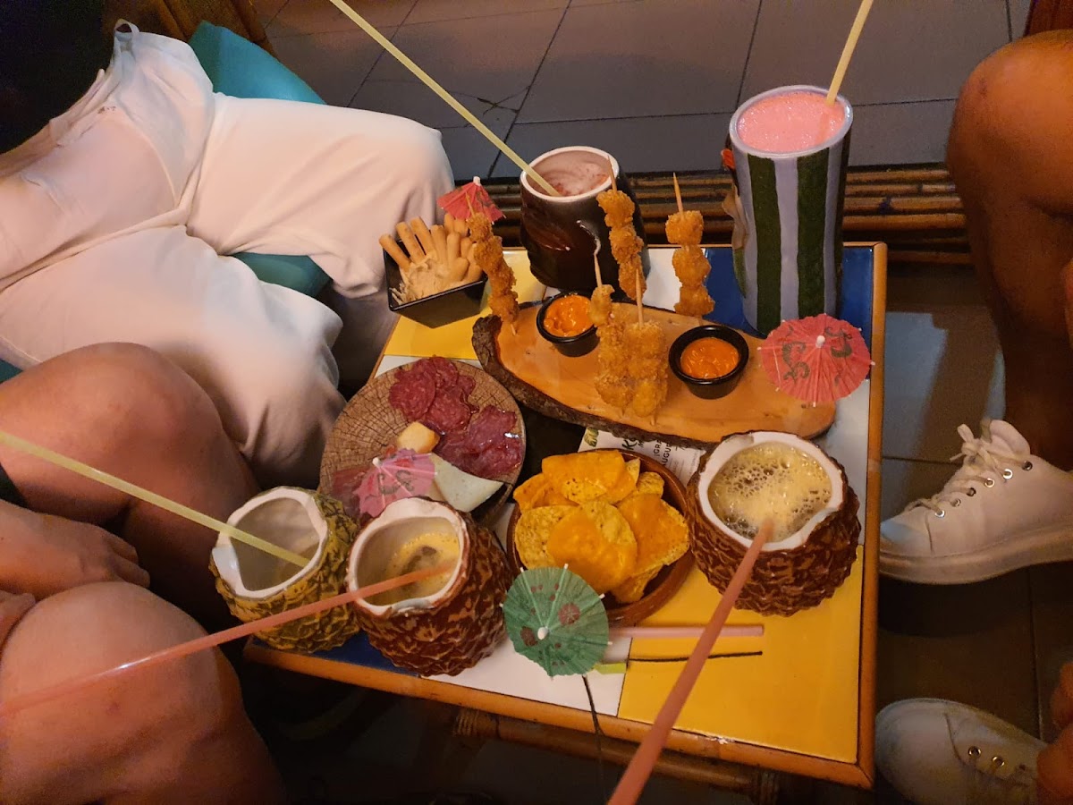 Kahiki Barcelona, Tiki bar, pub, cocteleria - Foto 4