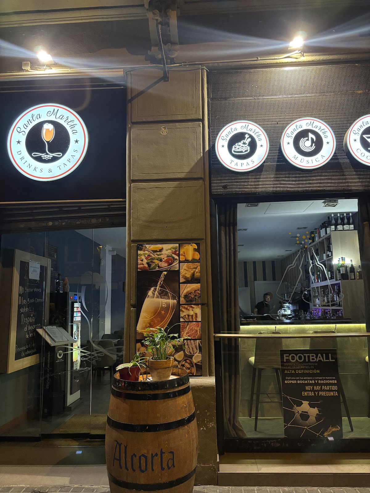 Bar musical Santa Martha BCN - Foto 5