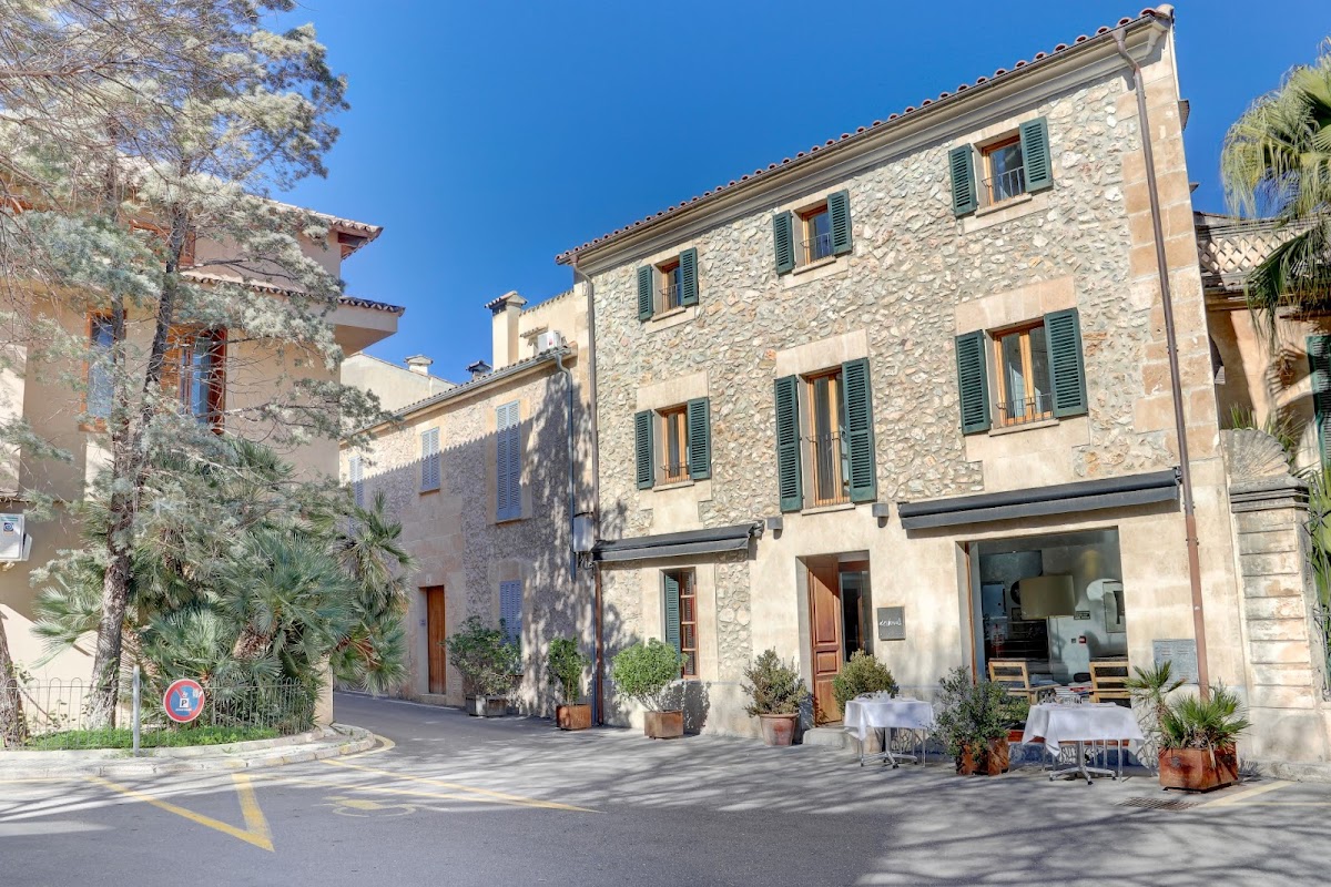 Hotel Desbrull - Foto 1