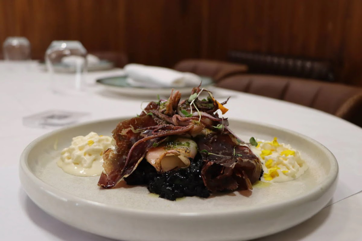 La Única León - Foto 2