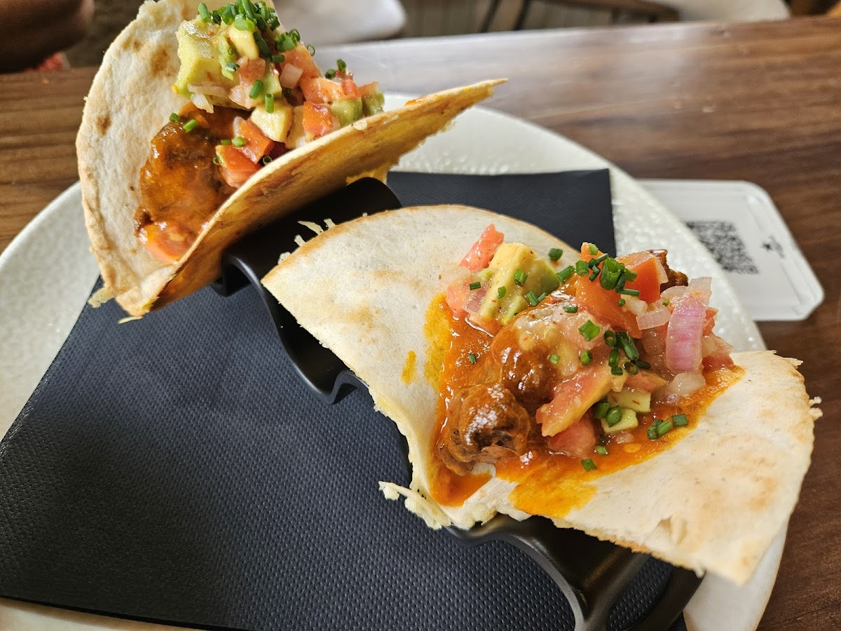 La Única León - Foto 3