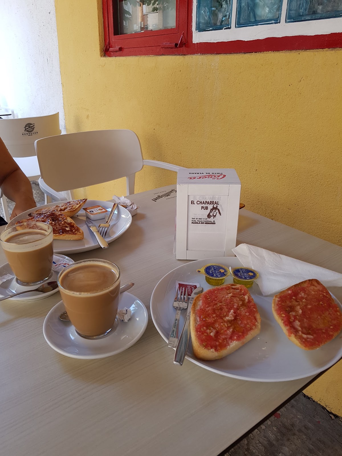 El Chaparral café pub - Foto 3