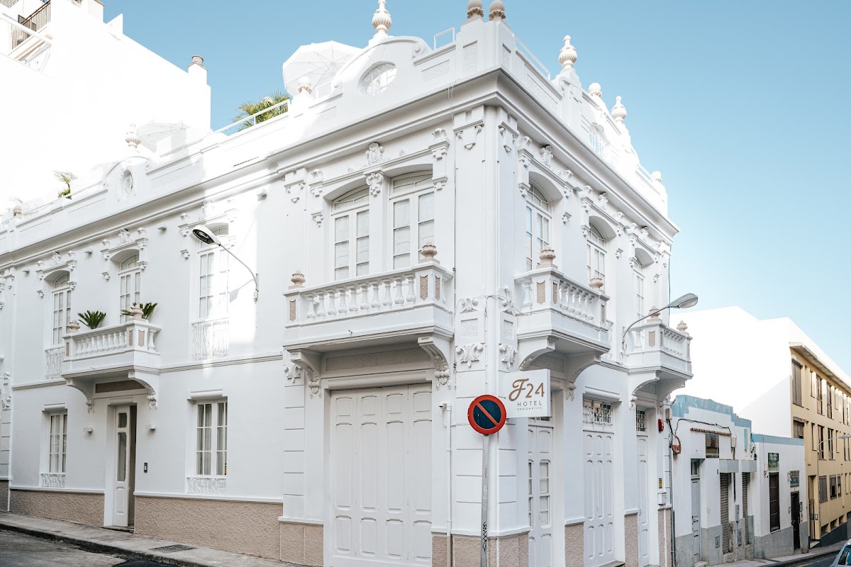 Emblematico F24 Only Adults - Foto 1