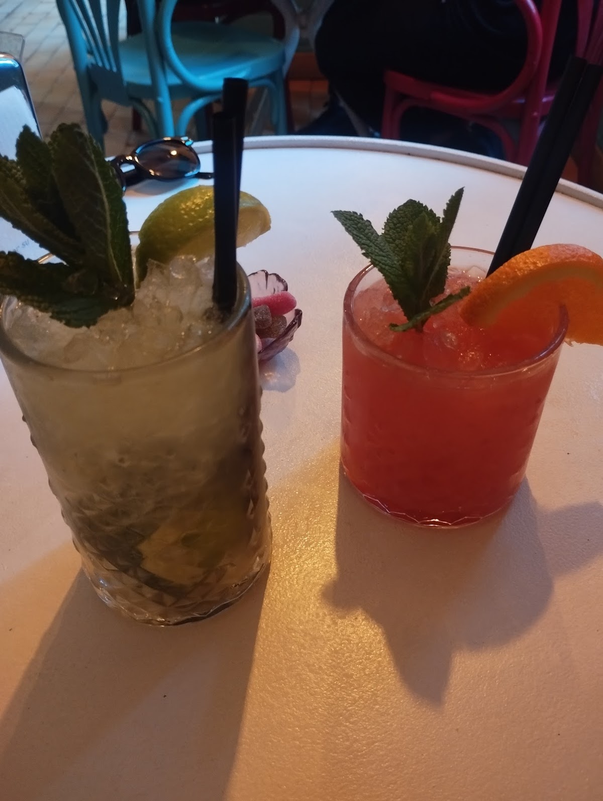 Coctelería El Loco Yibril - Foto 4