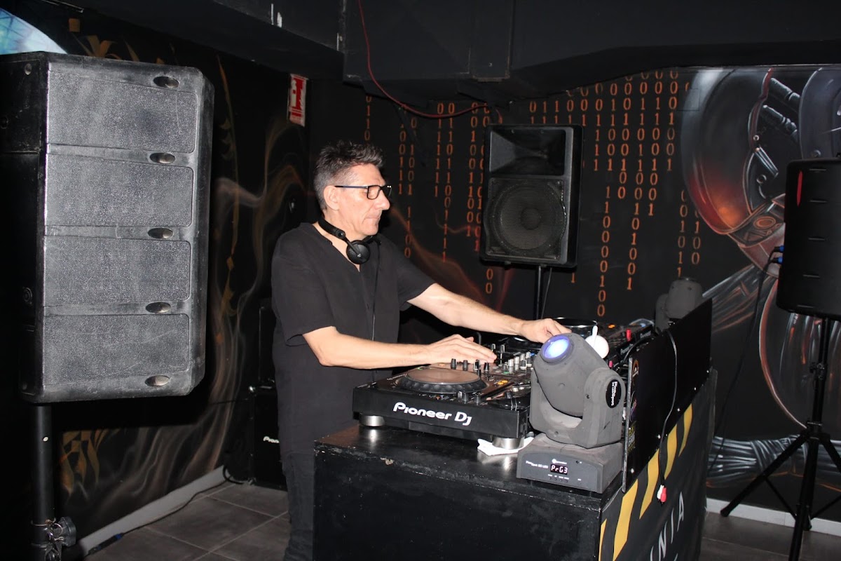 Linia Game Pub - Foto 3