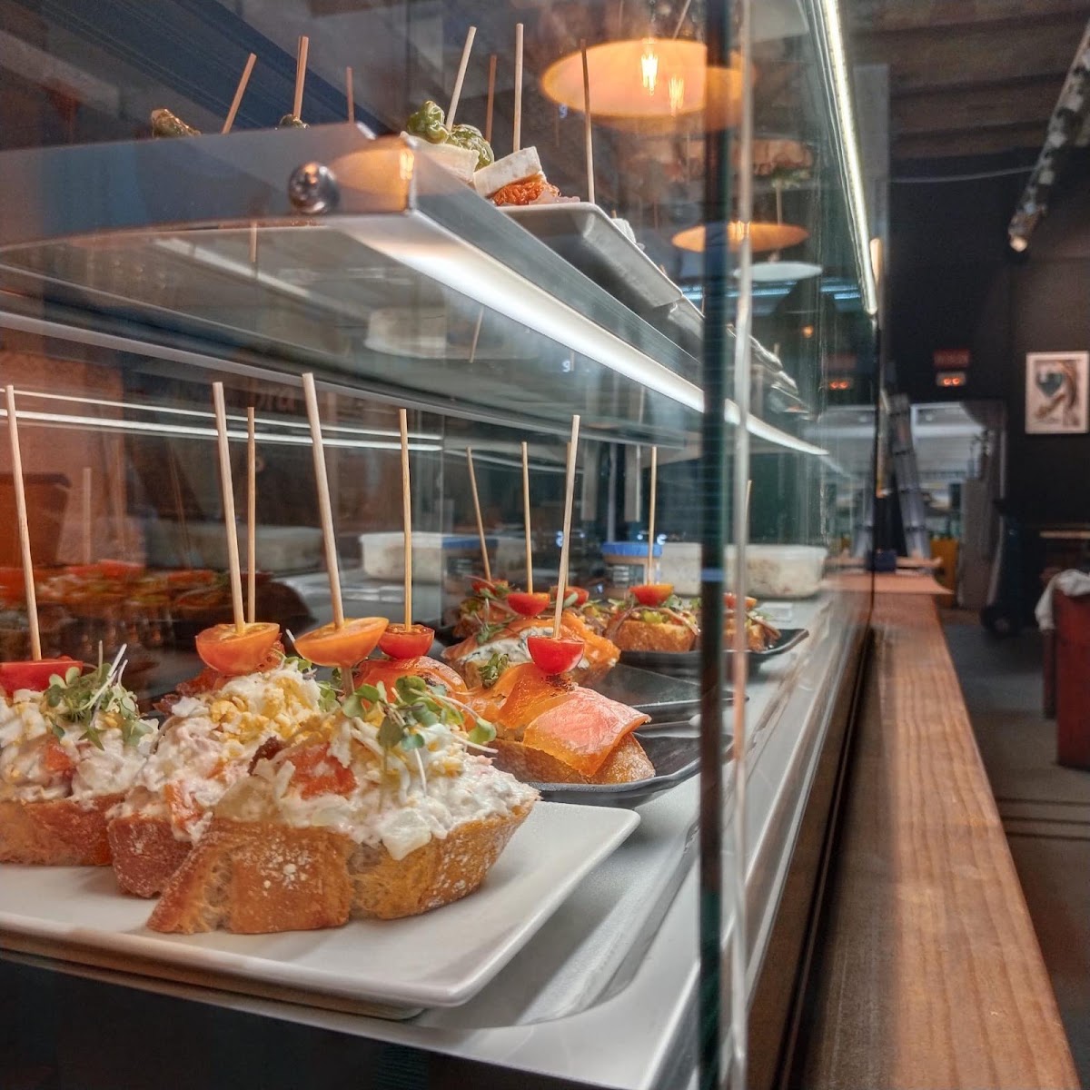 Par Ici Gastrobar - Foto 3