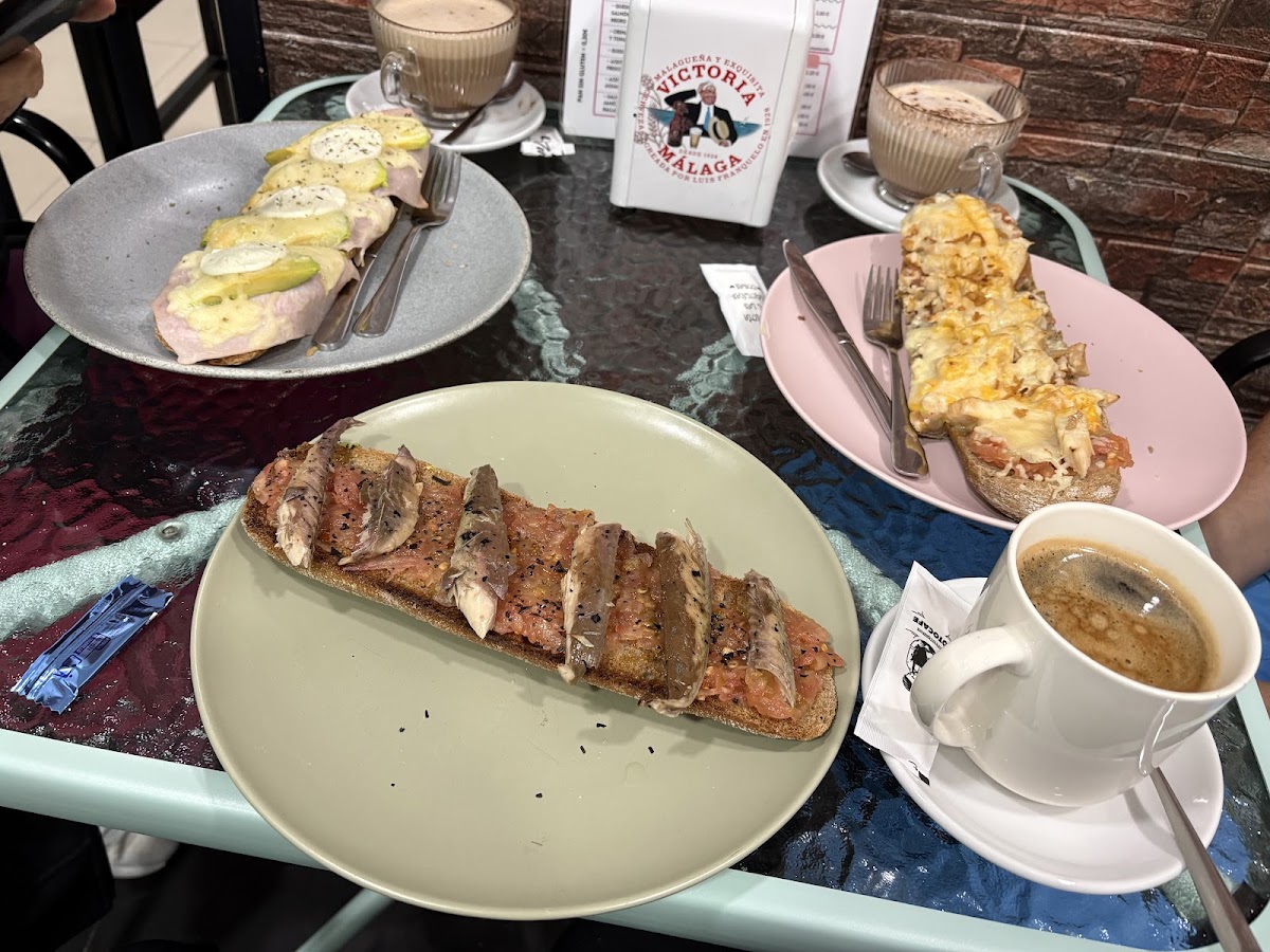 PICOFINO Cervecería Cafetería - Jaén - Foto 3