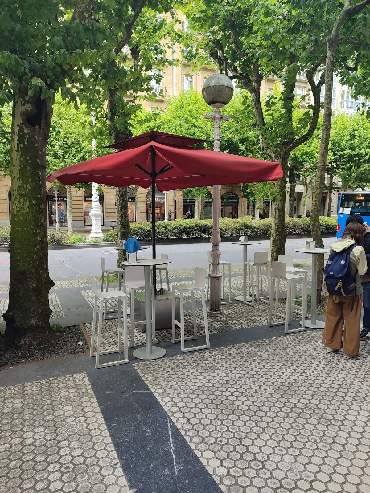 Cafetería Iturralde - Foto 1