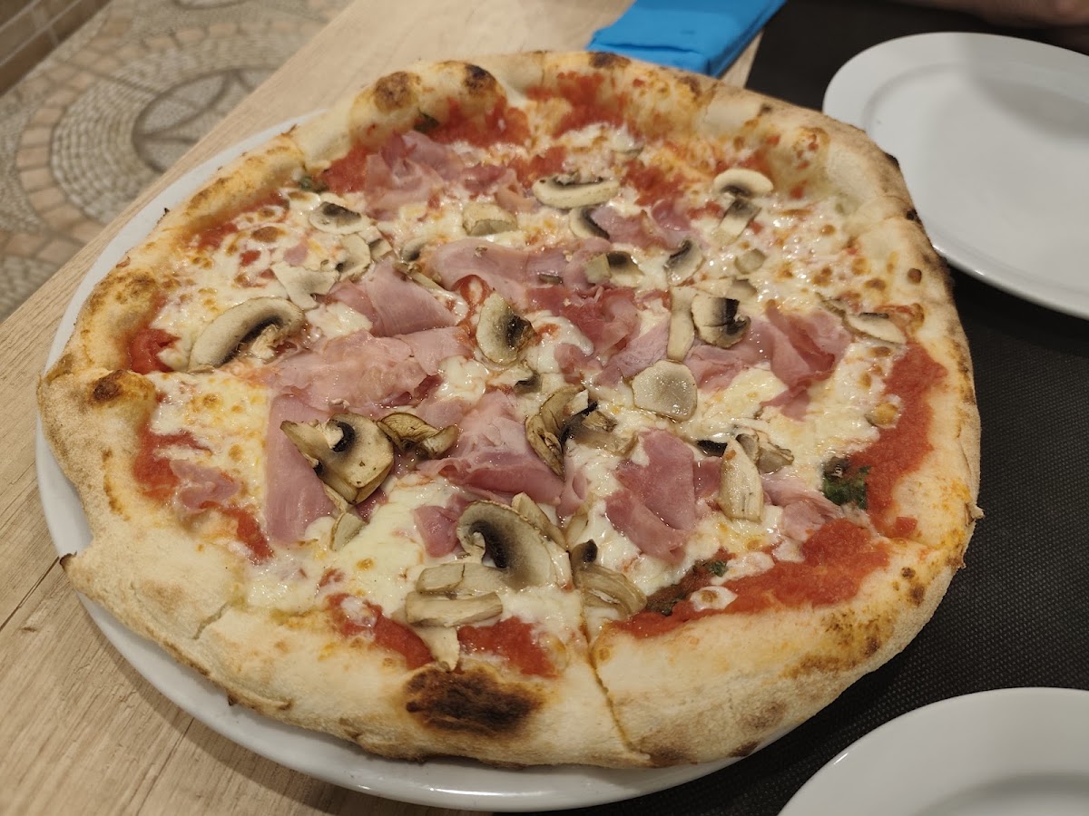 Pizzería Sicilia Mia | Restaurante Italiano en Valladolid - Foto 3