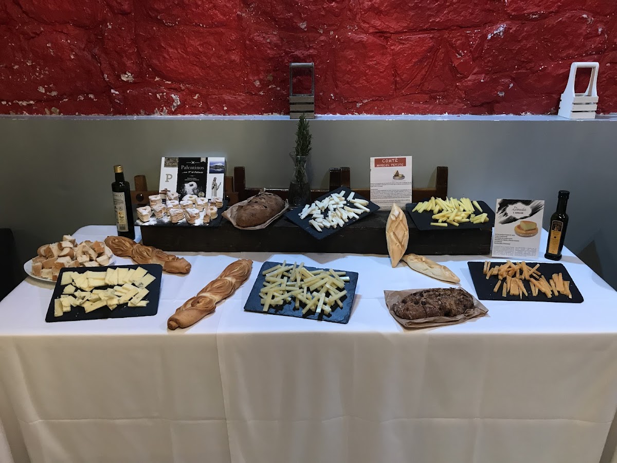 Bar restaurante Gallery Palencia - Foto 1