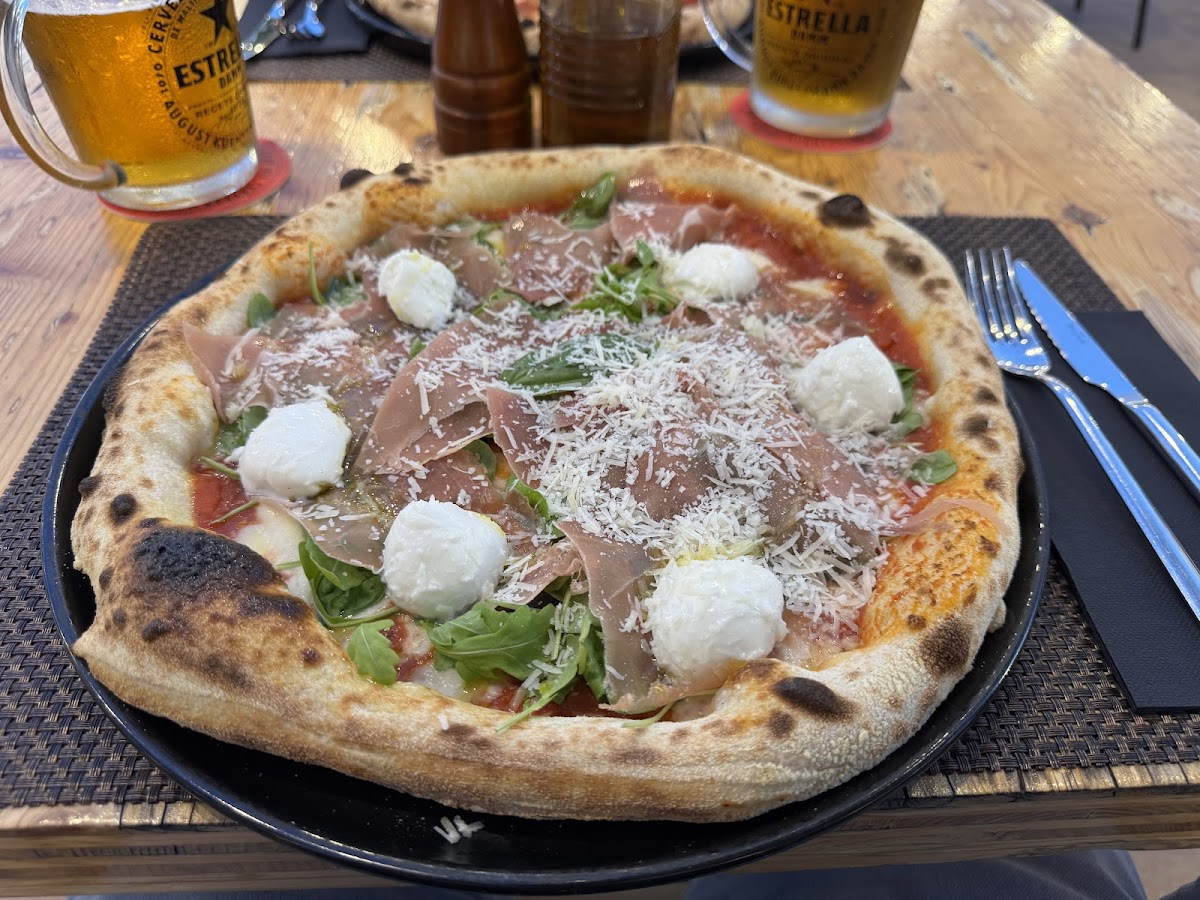 Madame Cabra Pizzería & Coffee Roastery - Foto 4