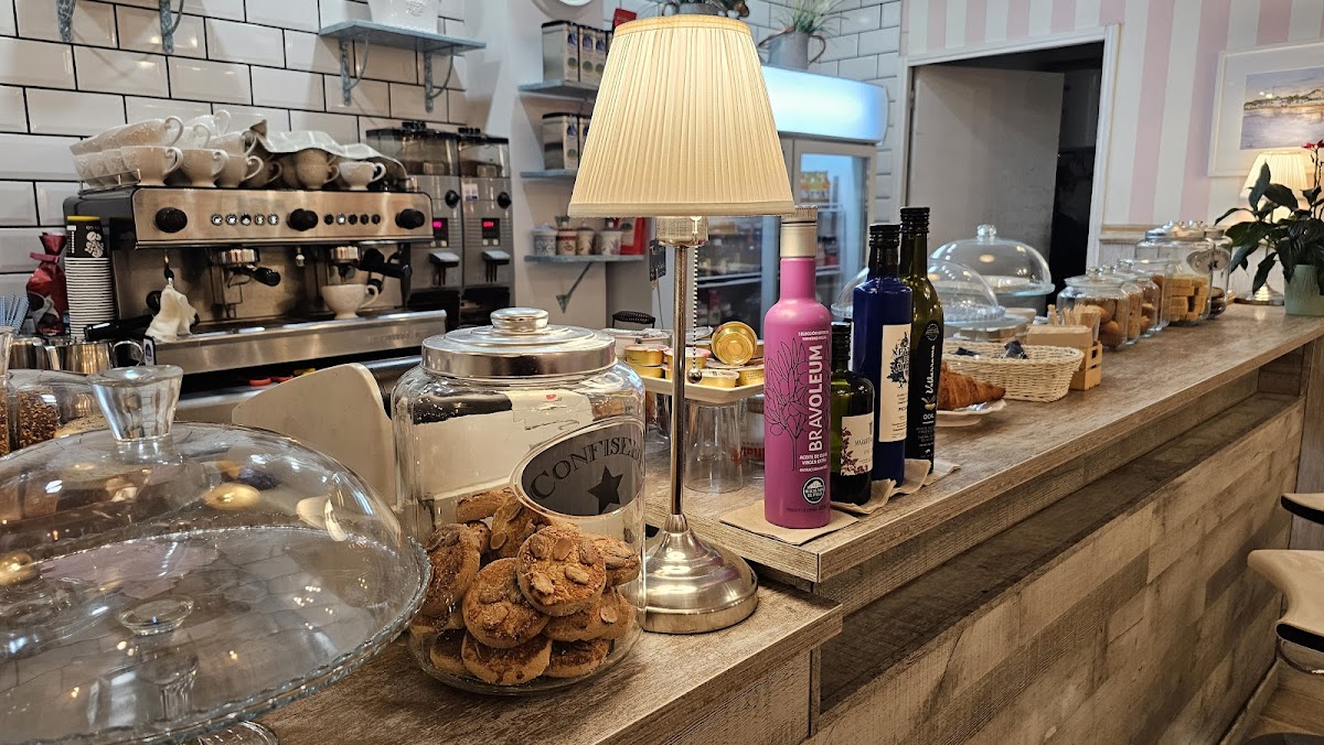 Cafetería Panadería La Martina - Foto 4