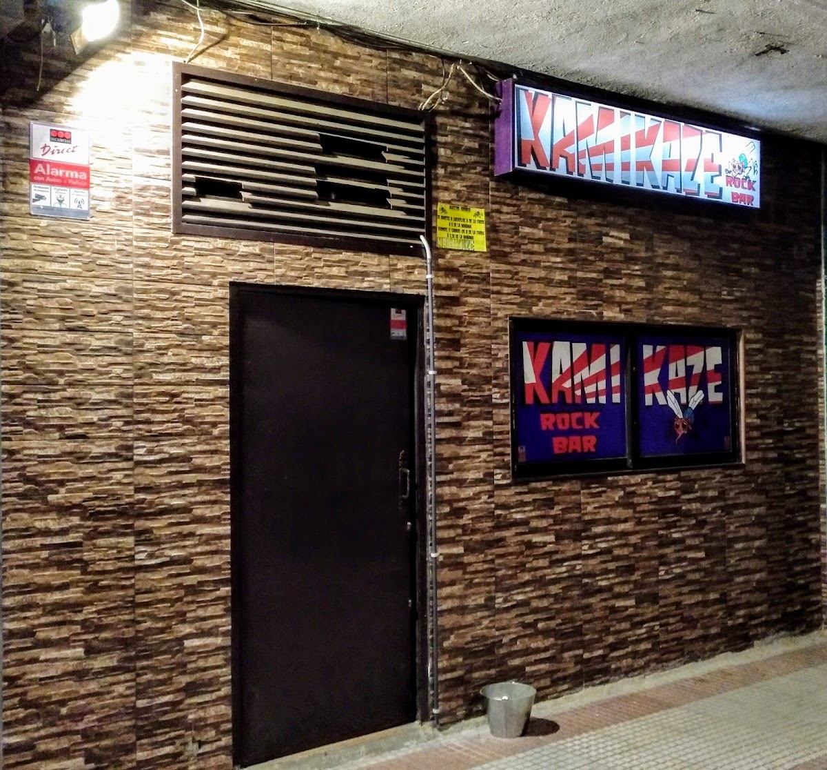 Kamikaze Rock Bar - Foto 5