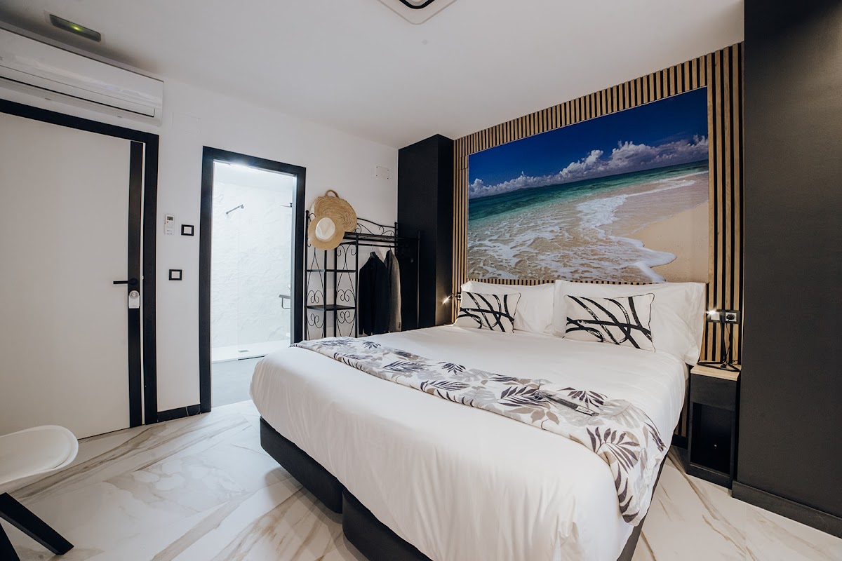 Hostal Luxury Nit i Dia - Foto 2