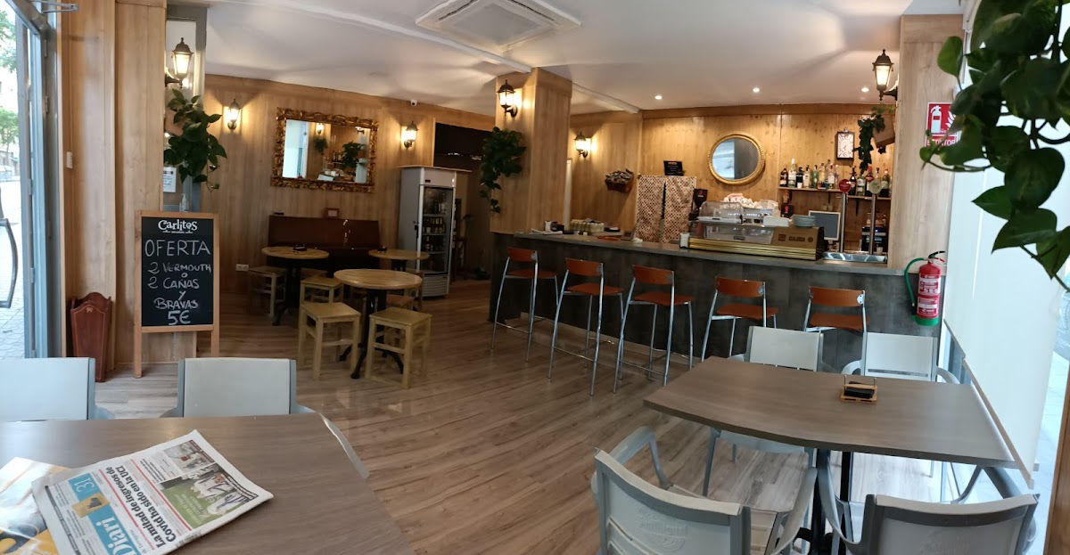 VIRGI'S Bar & Cafetería