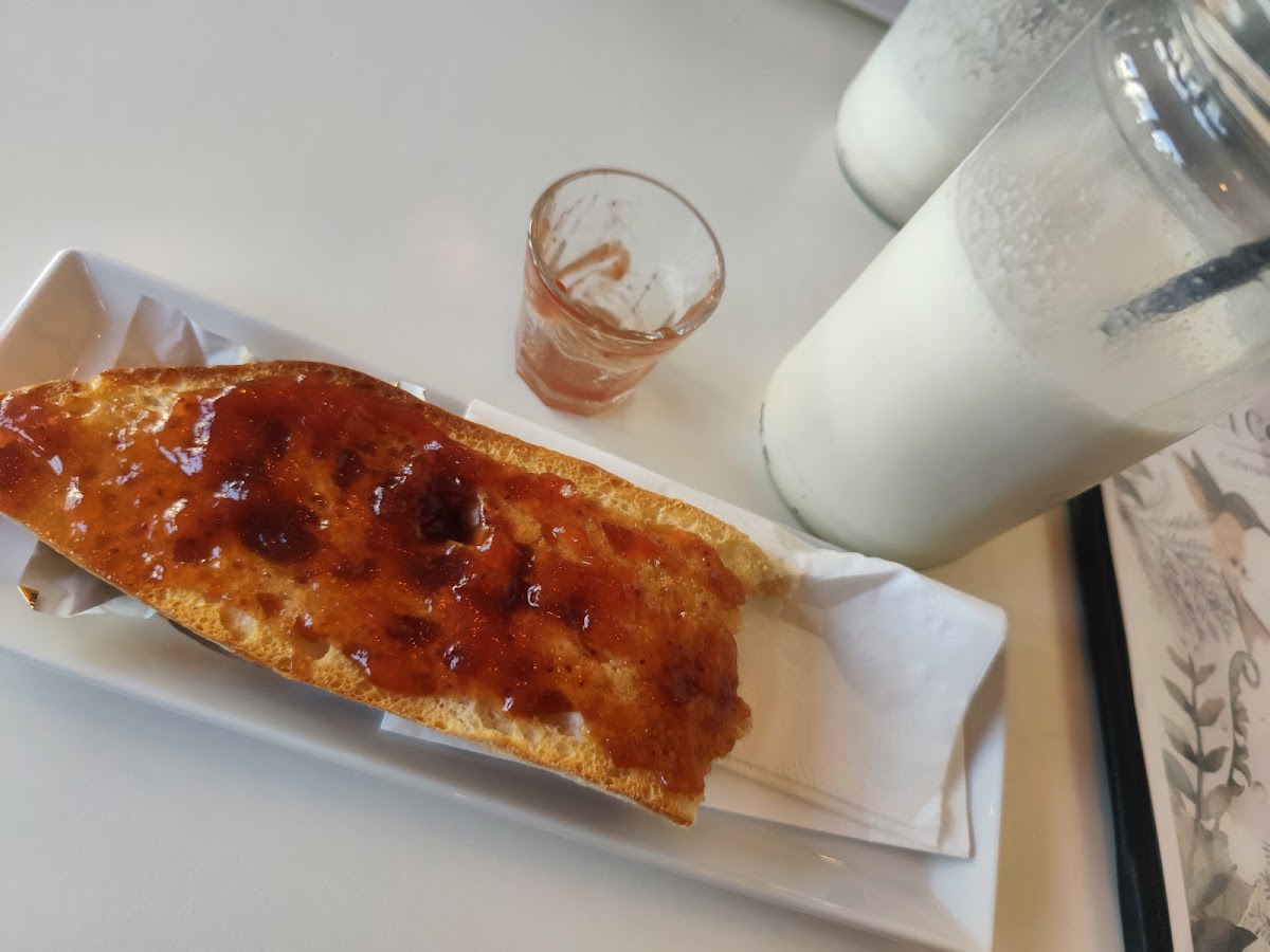 El Colibrì cafeteria bar - Foto 3