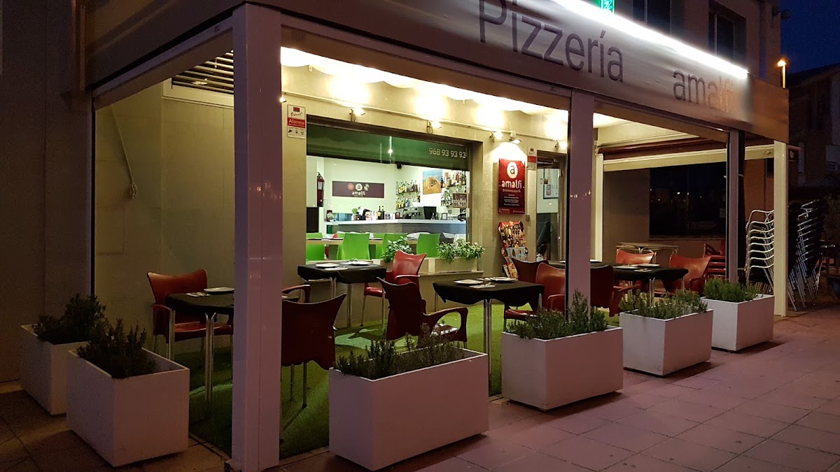 Pizzería Amalfi - Foto 1