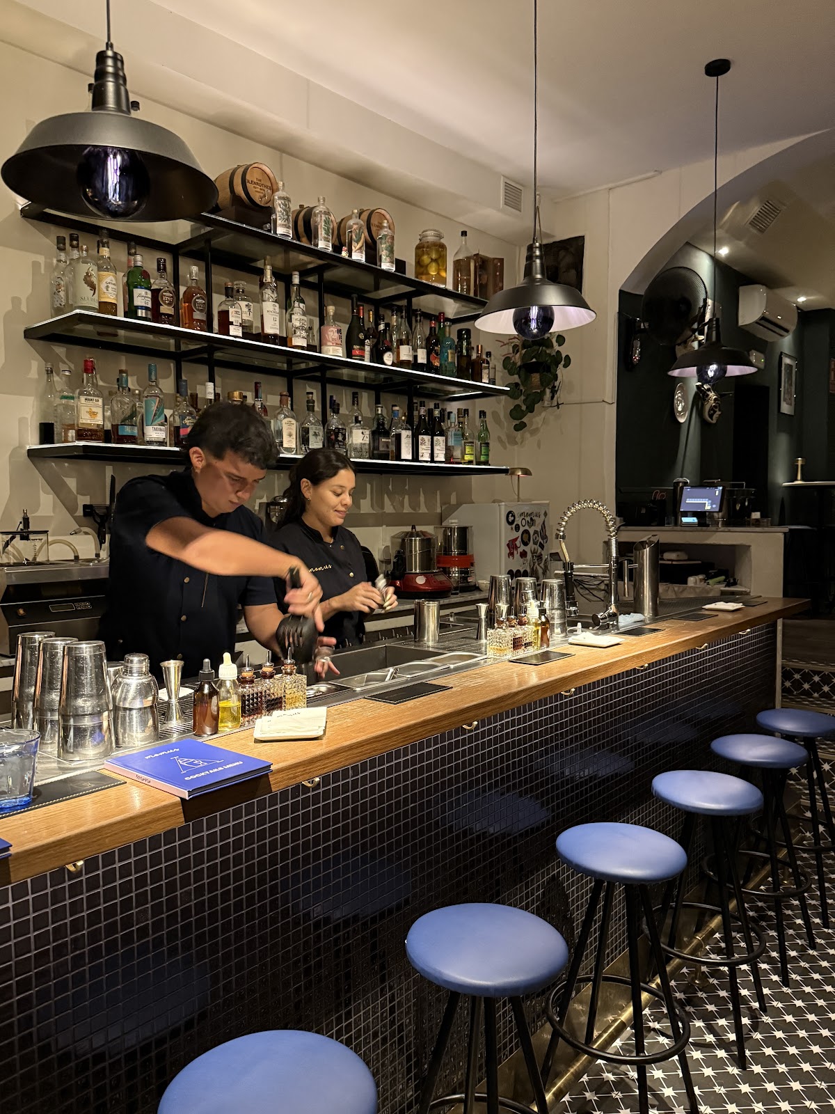 Momus Bar - Foto 2