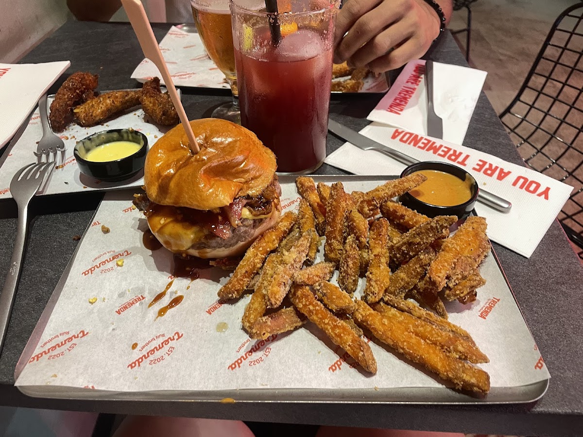 Tremenda Hamburguesería Elche - Foto 3