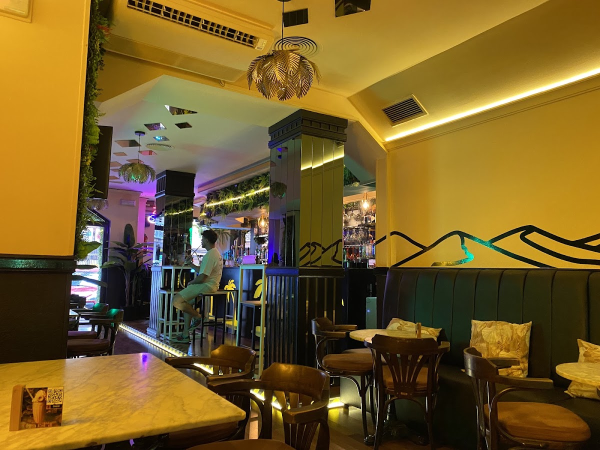 Oasis Lounge - Foto 4