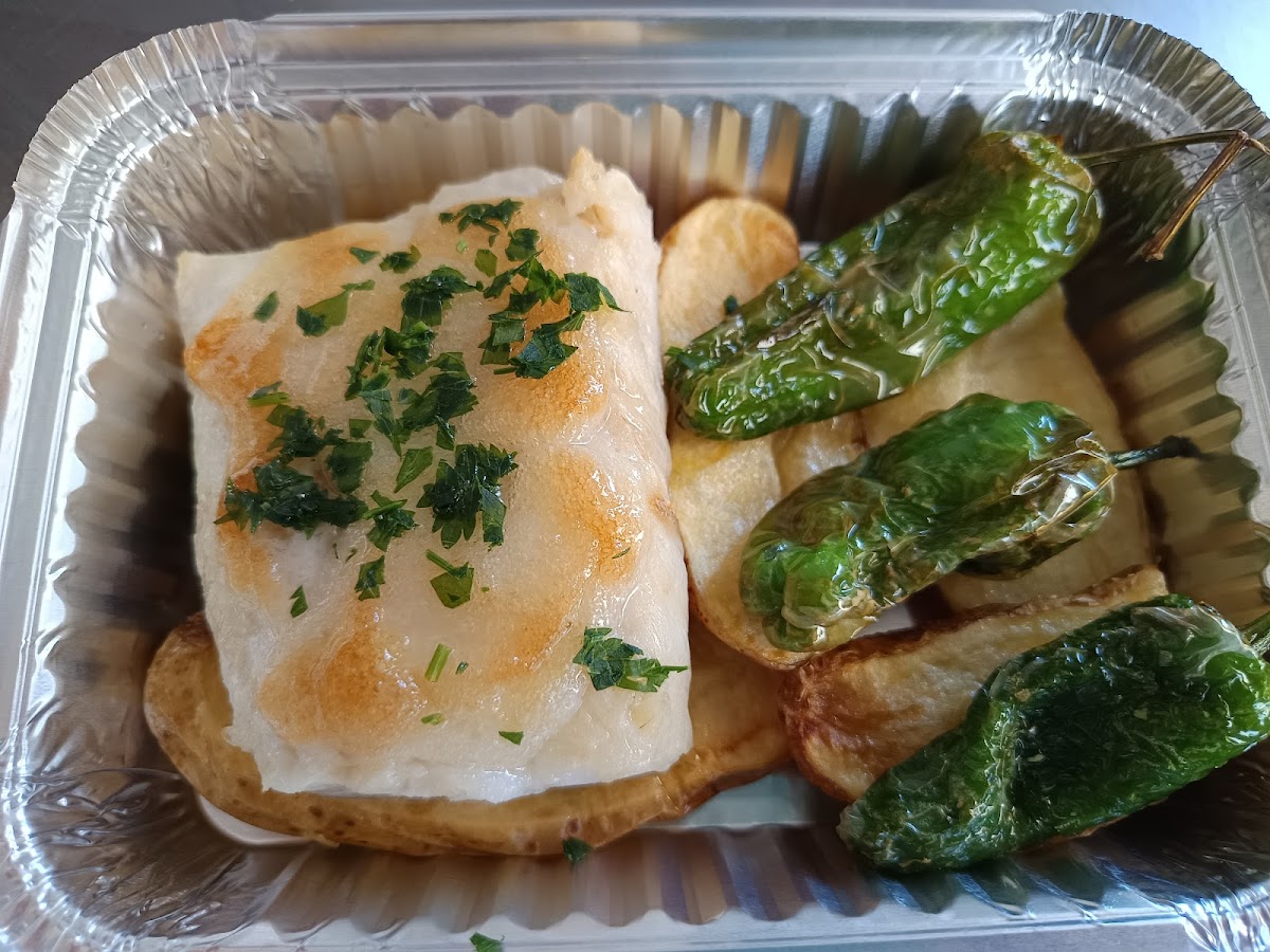 El Rostit, Asador de pollos Y Comidas Para Llevar - Foto 3