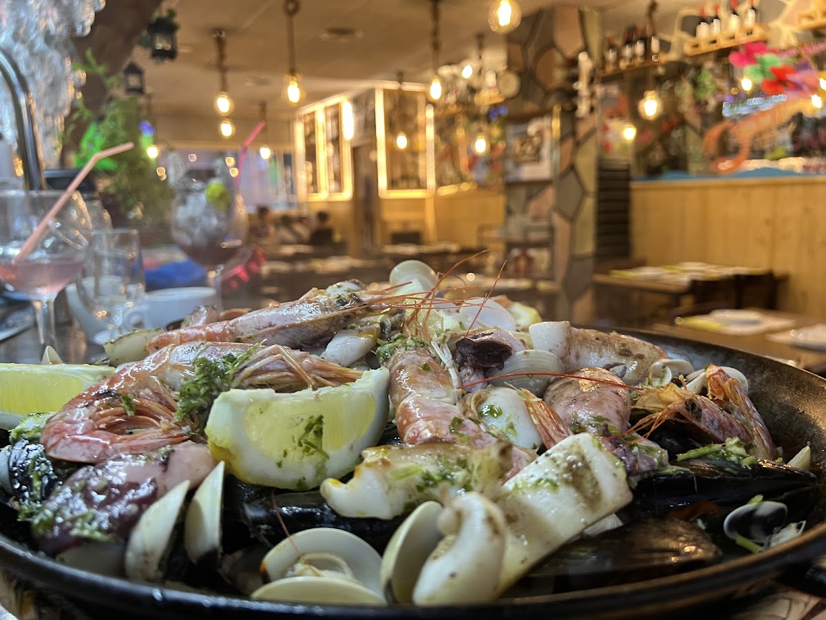 El Farolito - Foto 2