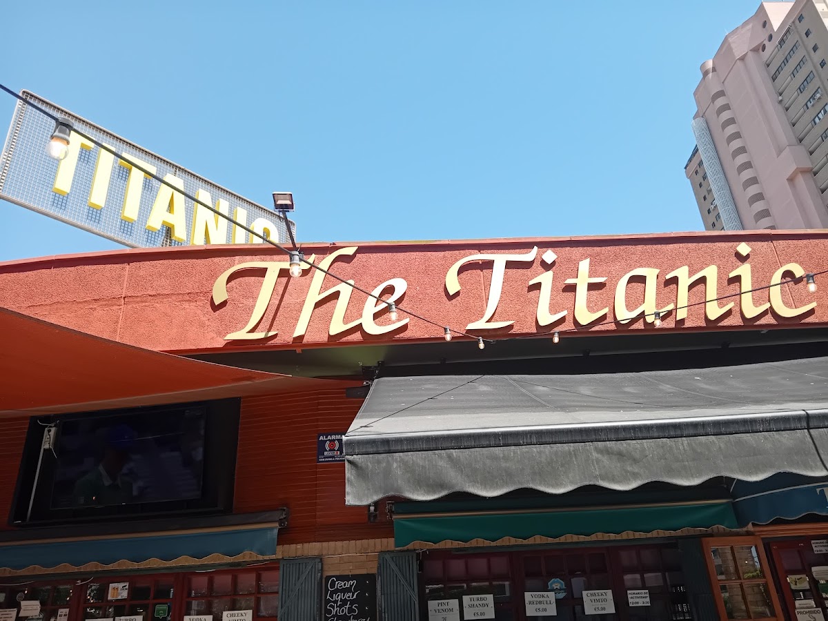 Bar Titanic - Foto 3