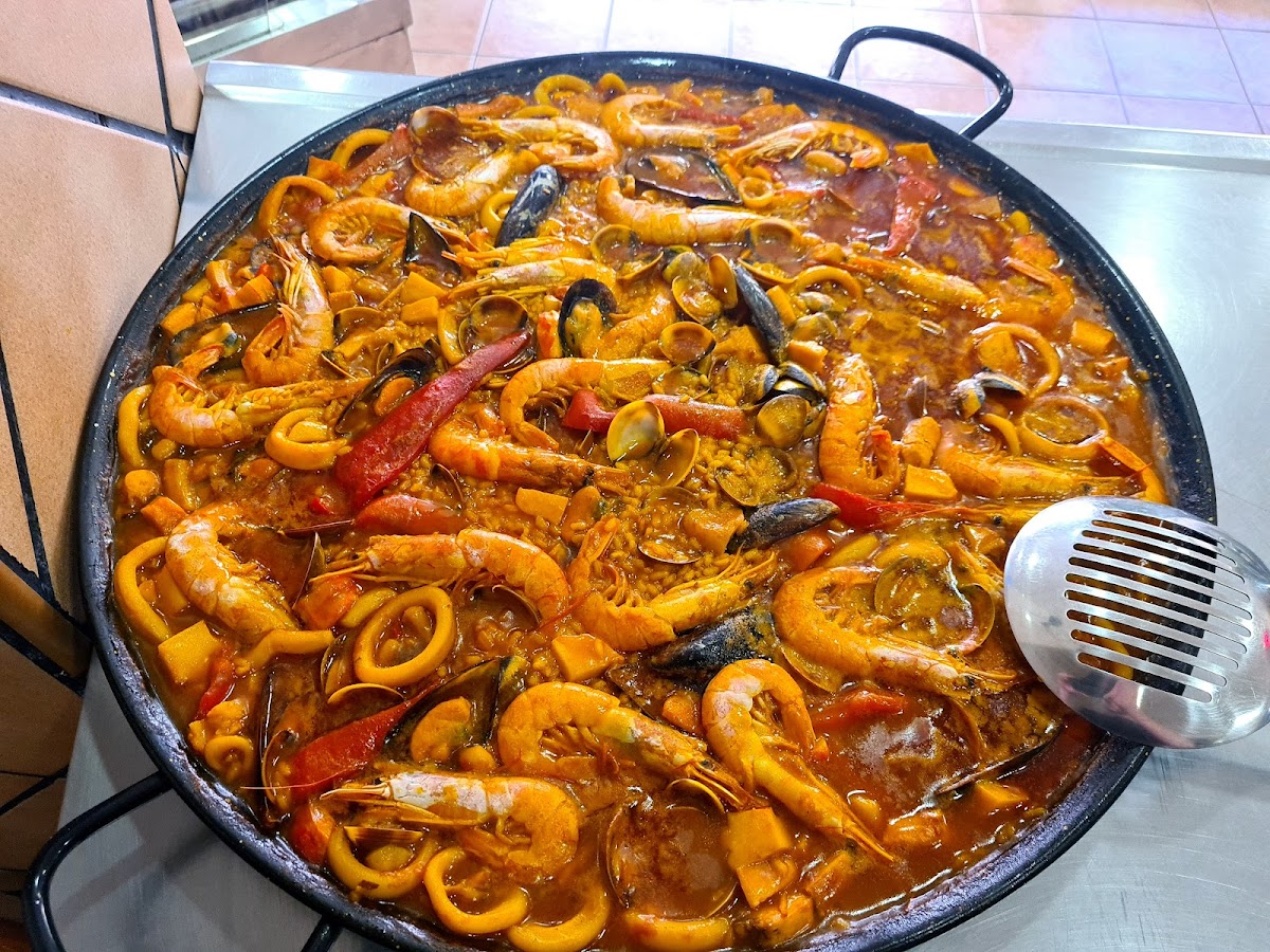 Asadero de pollos el sabor y comidas para llevar - Foto 3