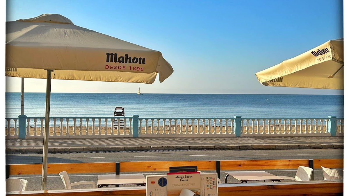 MANGO Beach House Café & Restaurant - Foto 4