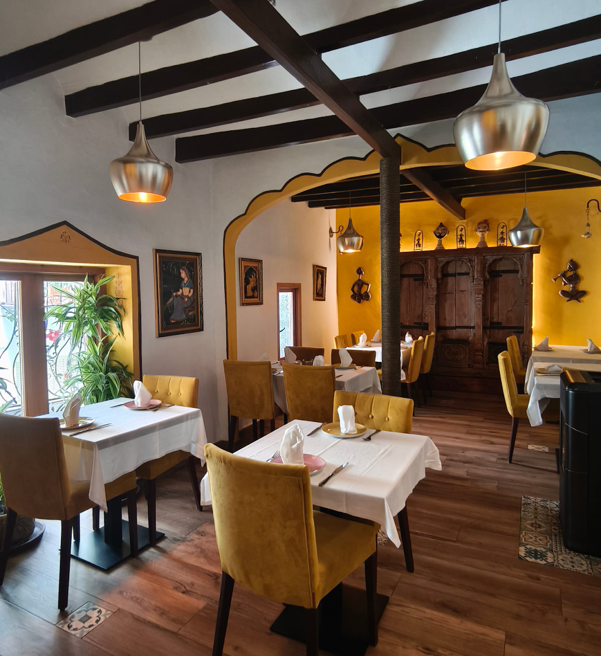 Indian Restaurant in Altea. CROWN OF INDIA.