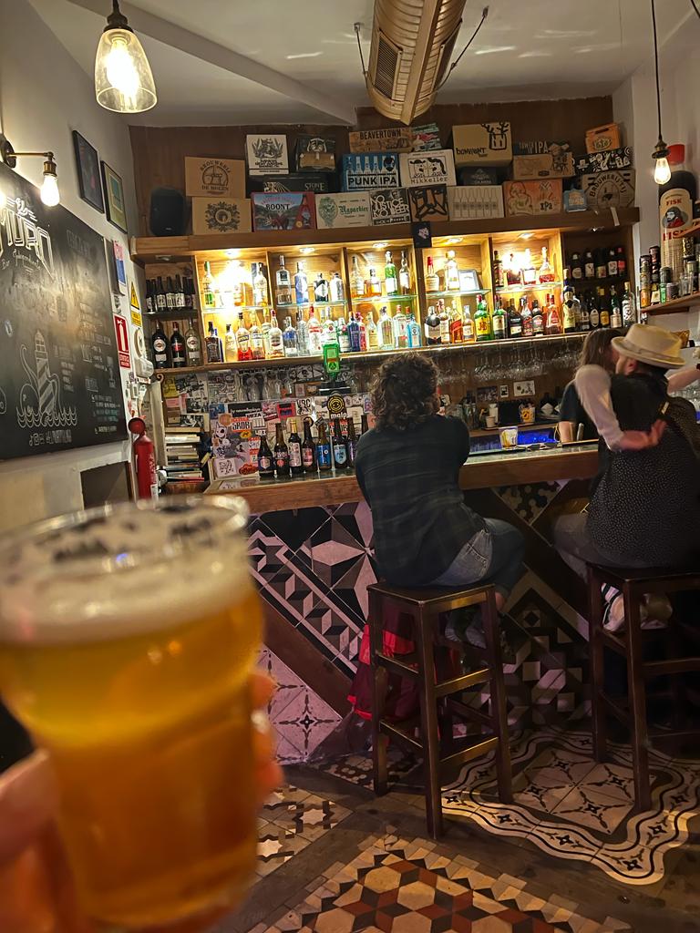 El Muro Bar Independiente - Foto 4