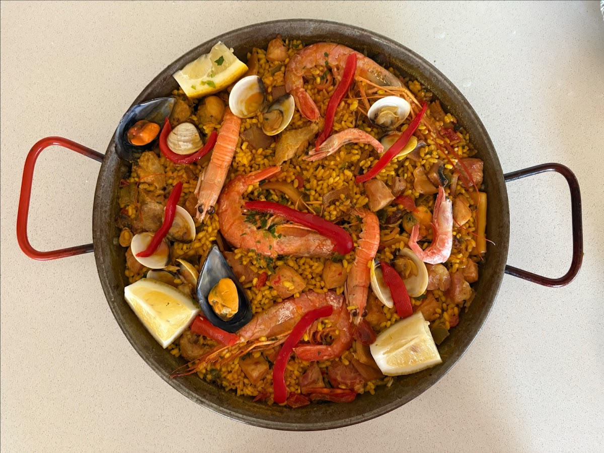 Cafetería Restaurante La Villa - Foto 4