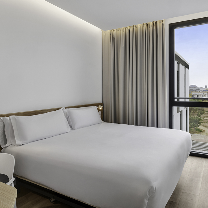 B&B HOTEL Alicante Aeropuerto - Foto 2