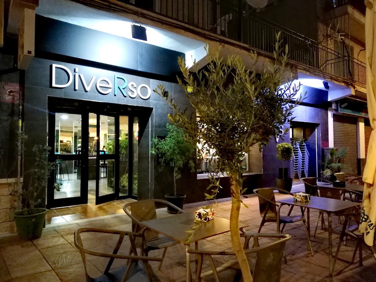Diverso - Foto 1