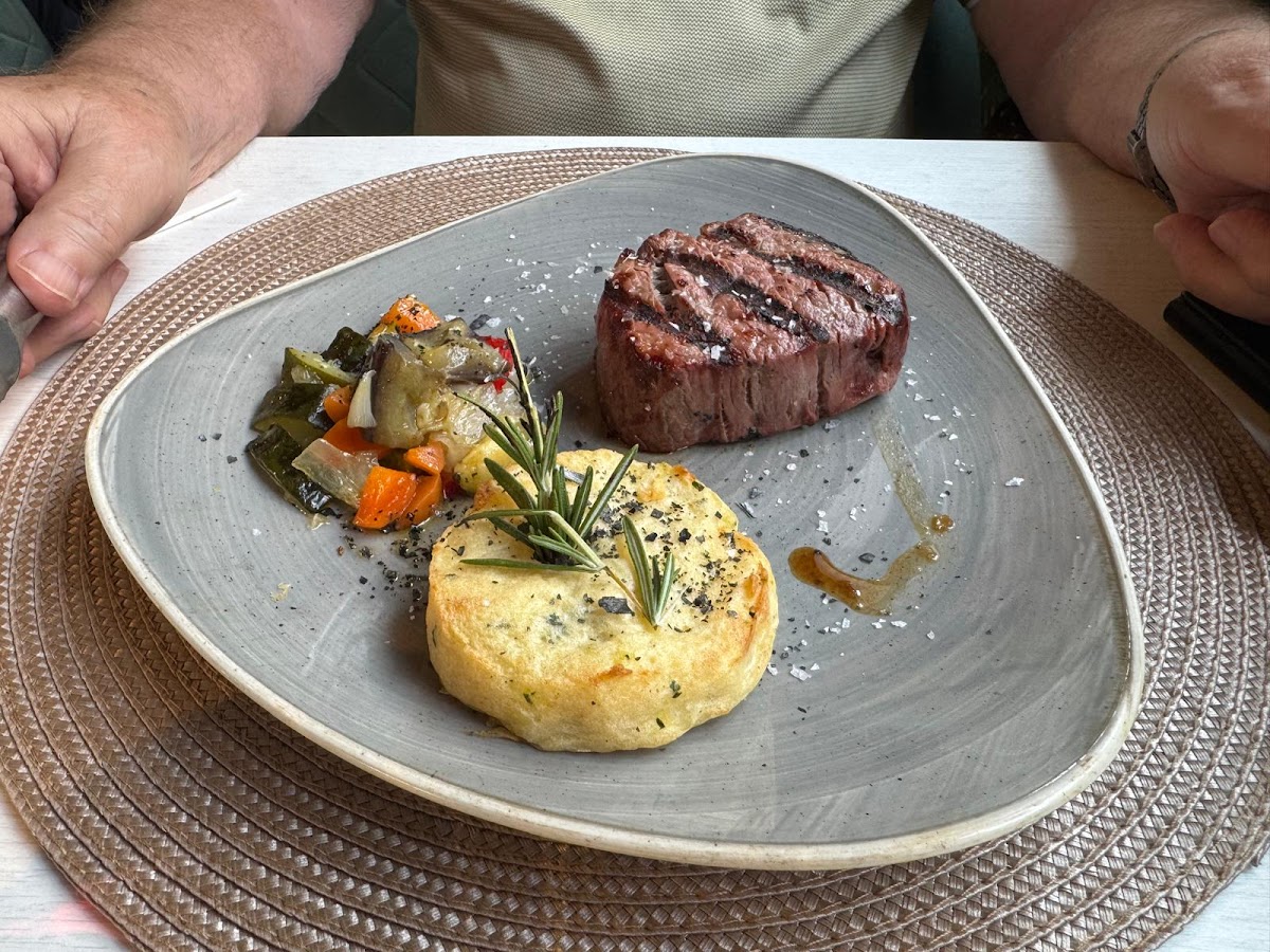 Port Royal steakhouse Alicante - Foto 4