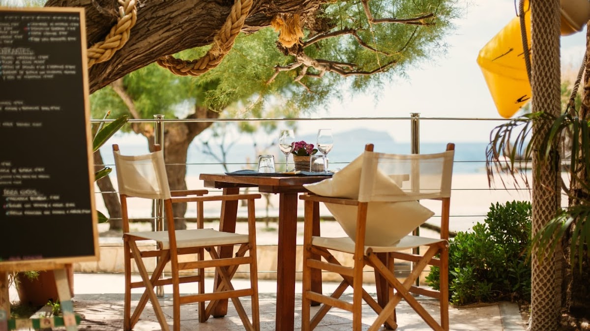 The Boat House - Restaurante familiar de Cala San Vicente en Ibiza - Foto 1