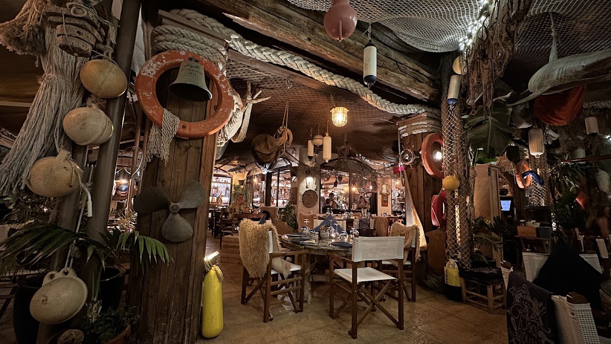 The Boat House - Restaurante familiar de Cala San Vicente en Ibiza - Foto 2