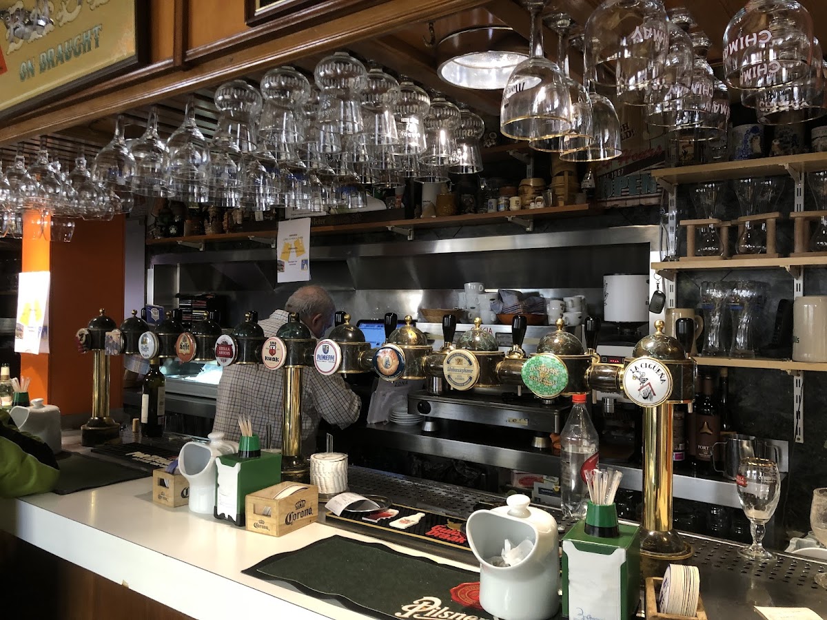 Cervecería La Cigüeña - Foto 5