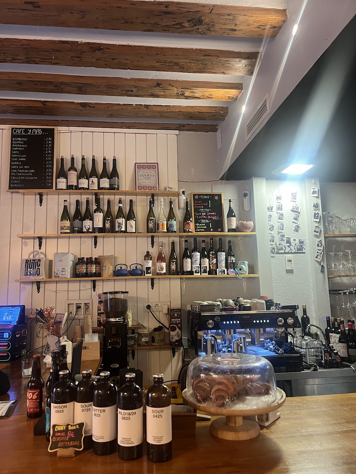 Rustico Madrid - Bar de vinos, café de especialidad y focacceria - Foto 5